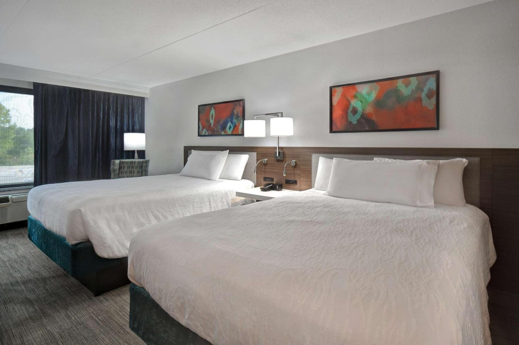 Hilton Garden Detroit Metro Airport